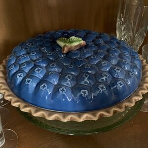 Universal Trump‘s corp. blueberry pie keeper.